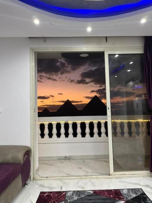 Heaven Pyramids View Le Caire
